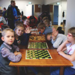 Elva valla noored kohtusid kabelaua taga