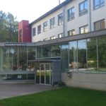 Astuks õige läbi … raamatukogust!