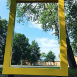 FLASH: Palupera Põhikooli juures on valmis saanud Elva valla esimene National Geographic kollane aken