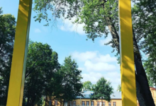 Photo of FLASH: Palupera Põhikooli juures on valmis saanud Elva valla esimene National Geographic kollane aken